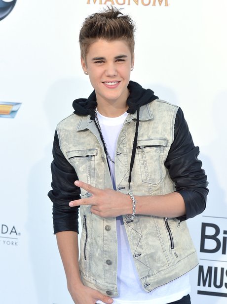 Justin Bieber arrives for the 2012 Billboard Music