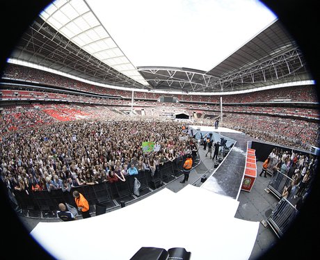 Coldplay live at the Summertime Ball 2012