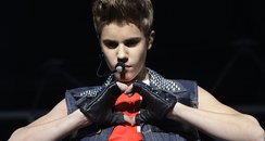 Justin Bieber live at the Summertime Ball 2012