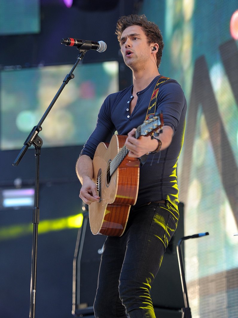 Usher live at the Summertime Ball 2012