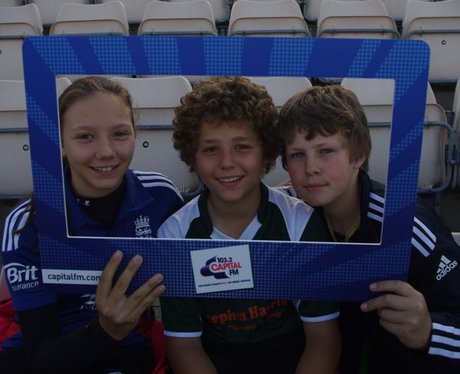 Ageas Bowl - Tweet Us