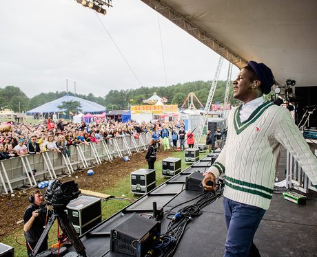 Labrinth performing at Beach Break Live