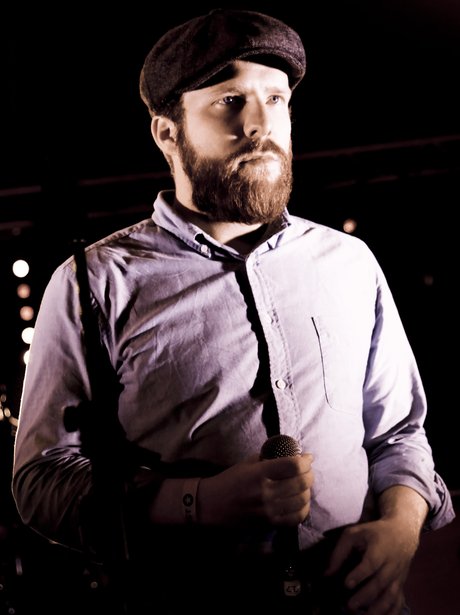 Alex clare too. Алекс Клэр. Алекс Клэр too close. Alex Clare Crown. Alex Clare oreob4by2.