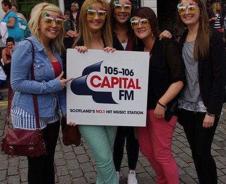 Were you pap'd at Olly Murs?