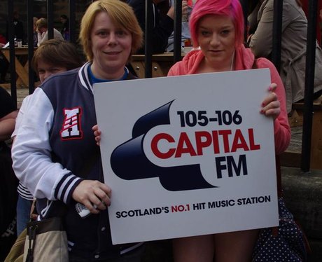 Were you pap'd at Olly Murs?