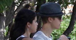 Justin Bieber and Selena Gomez on set