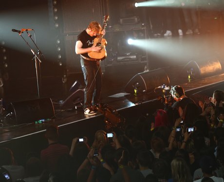 Ed Sheeran Live At iTunes Festival 2012