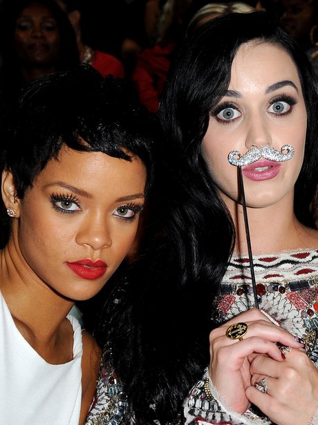 Rihanna and Katy perry MTV VMA 2012 awards
