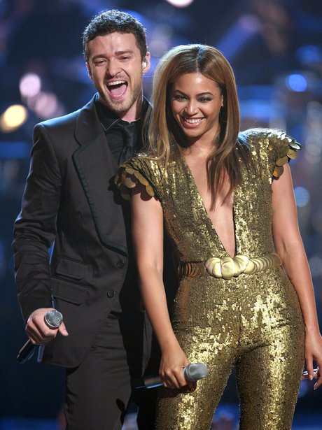 Justin Timberlake and Beyonce perform on stage