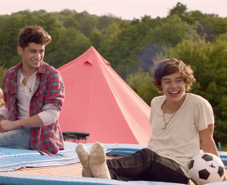 Zayn and Harry can't contain their laughter as they watch Liam get hit ...