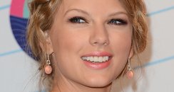 Taylor Swift at the Teen Choice Awards 2012