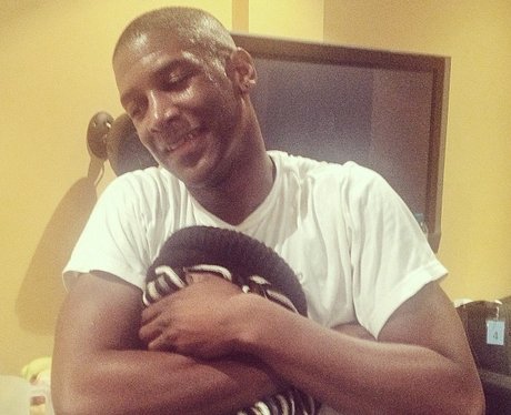 Labrinth tweets a picture