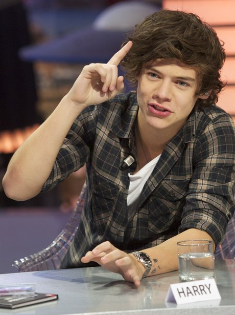 Harry Styles Shows Off His Best Spanish Accent On El Hormiguero One