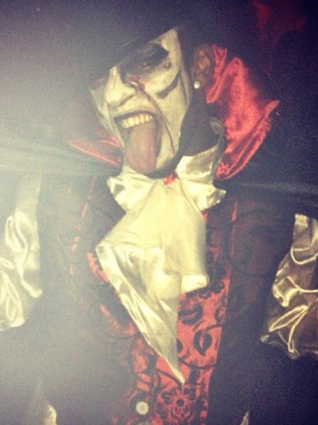 Oritse dressed as Dracula.