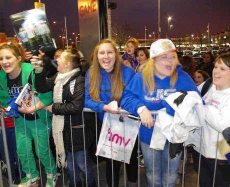 JLS Signing at HMV - The Fort