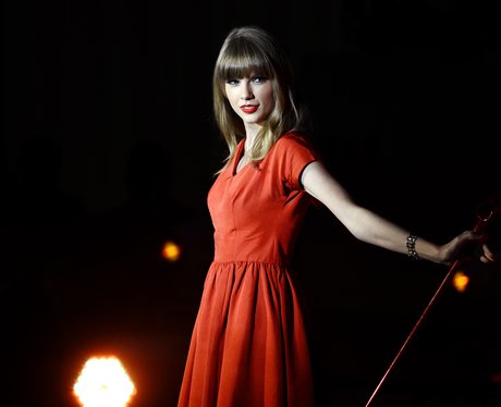 Taylor Swift turns on the Christmas lights at Westfield