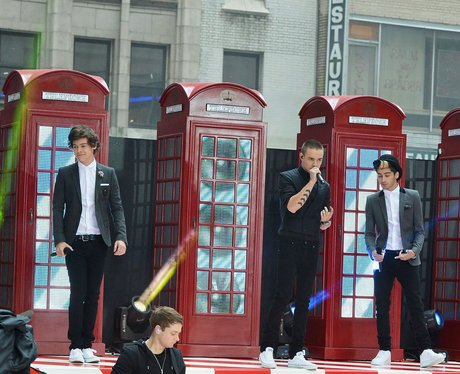 One Direction performs on NBC's 'Today' show