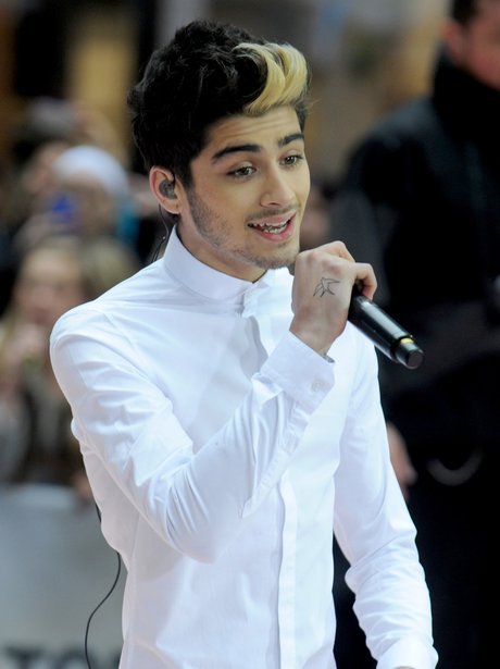 Zayn Malik of One Direction performs on NBC's 'Tod