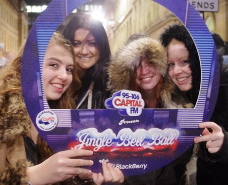 Newcastle Chirstmas Light Switch On