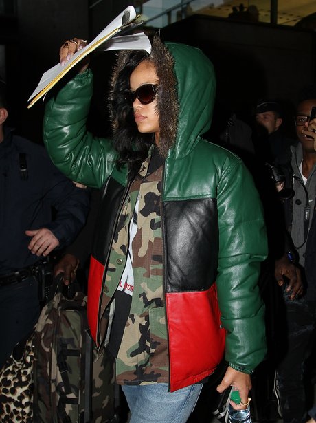 Rihanna arrives in Paris for her '777' Tour