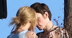 Taylor Swift films "I Knew You Were Trouble" video