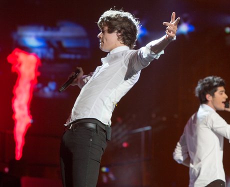 One Direction perform in New York City