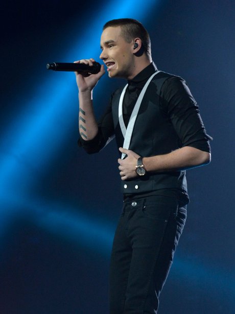 One Direction perform on the x factor final