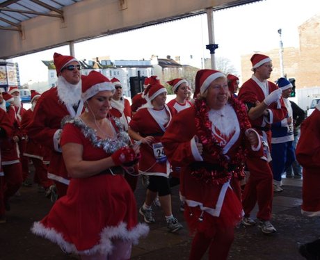 Santa Fun Run - Portsmouth More