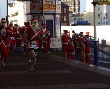 Santa Fun Run - Portsmouth More