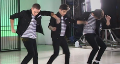 one direction dancing like elvis