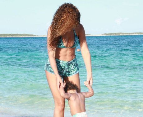 Beyonce and baby Blue Ivy on holiday