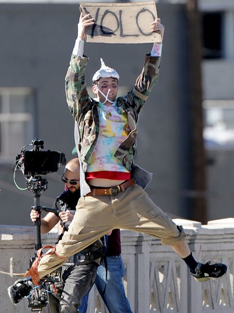 Adam Levine filming new video