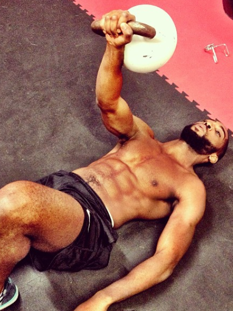 tinie tempah topless working out