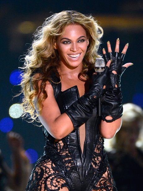 Beyonce\u002639;s 25 Best Moments And Faces From The Super Bowl 