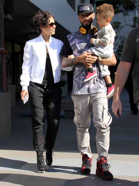 Alicia Keys and Swizz Beatz enjoy trip out with their son