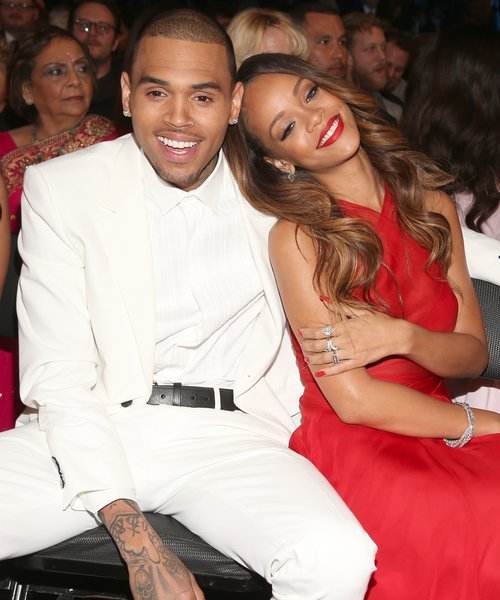 Rihanna And Chris Brown S Grammy Awards 13 Bust Up Blamed On Text To Drake Capital