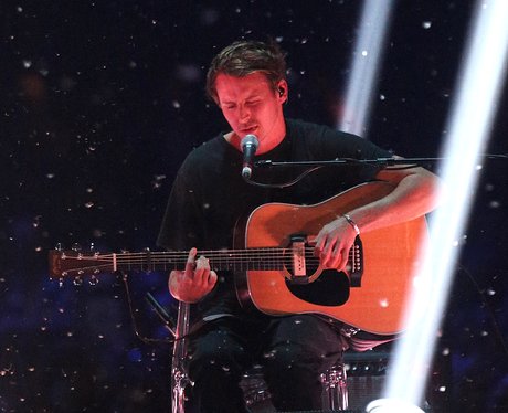 Ben Howard live at the BRIT Awards 2013