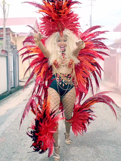 nicki minaj pound the alarm