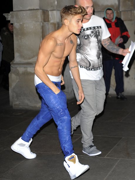 Justin Bieber topless in London