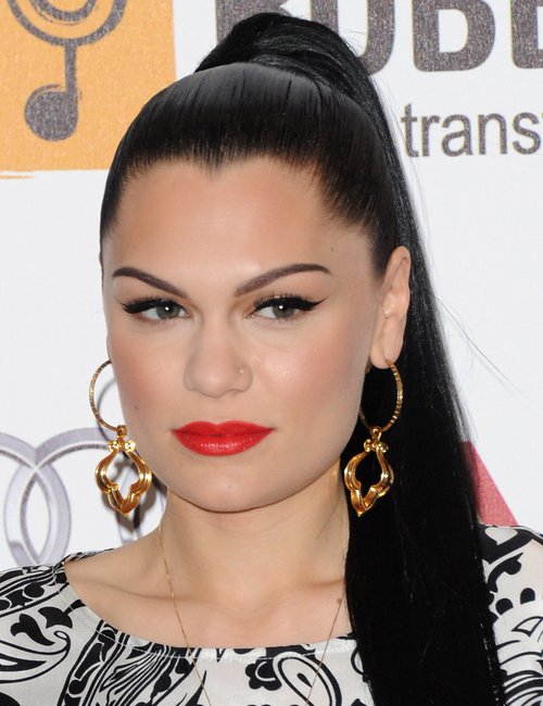 Jessie Js Hairstyle  Makeup Photos  Celebrity Hair  Glamour UK