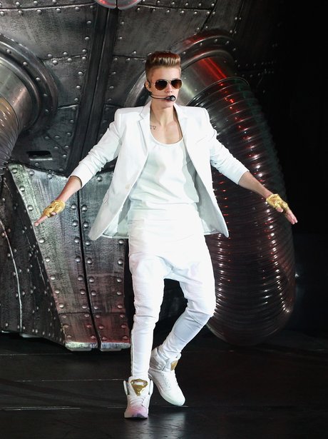 Justin Bieber performs in London