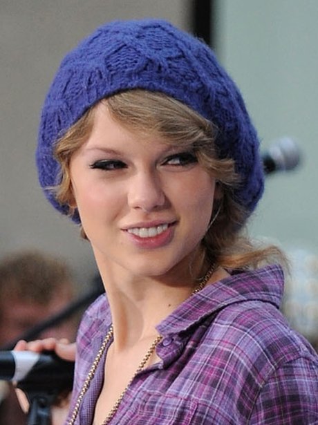 Taylor Swift Wearing a Beanie