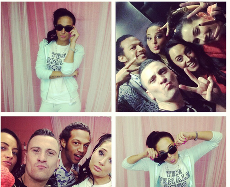 Tulisa shares a picture with fans on Twitter