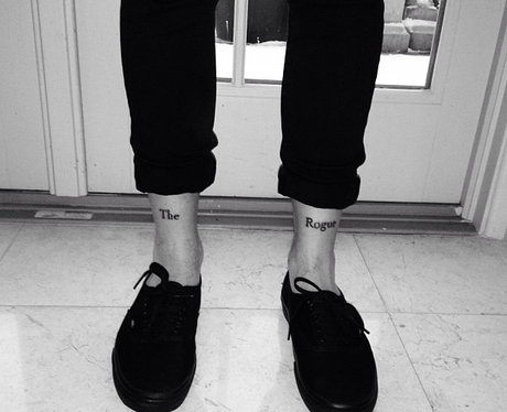 Louis Tomlinson's 'The Rogue' leg tattoo