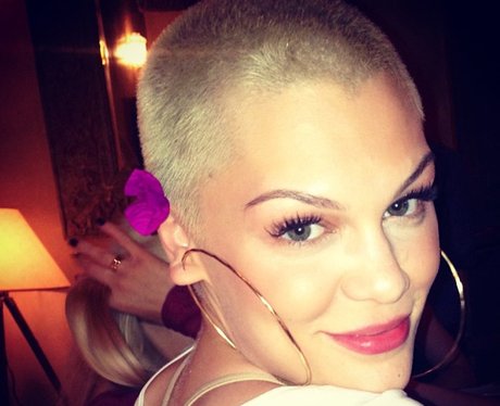 Jessie J celebrates dying her hair blonde