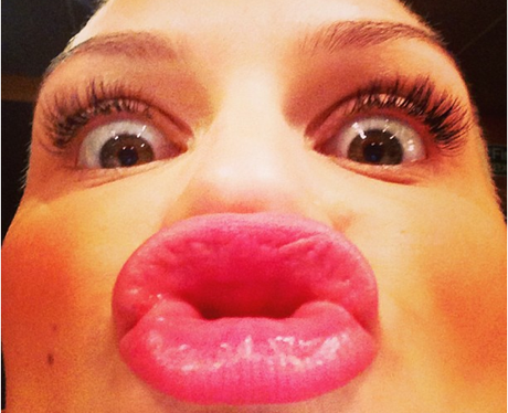 Jessie J shares a silly selfie on Instagram