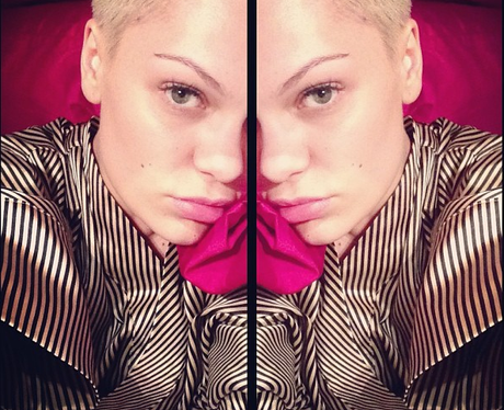 Jessie J posts a selfie on instagram