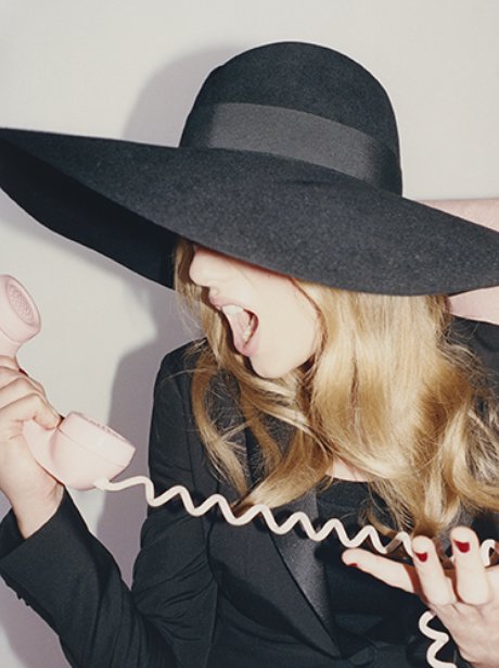 Taylor Swift Wonderland Magazine April 2013
