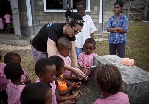 Katy Perry Encourages Others to Volunteer for UNICEF Abroad: “You