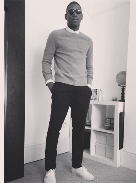 Labrinth in a new outfit